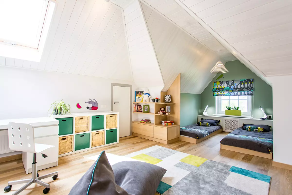 Interior moderno con elementos de estética ecolóxica e escandinava