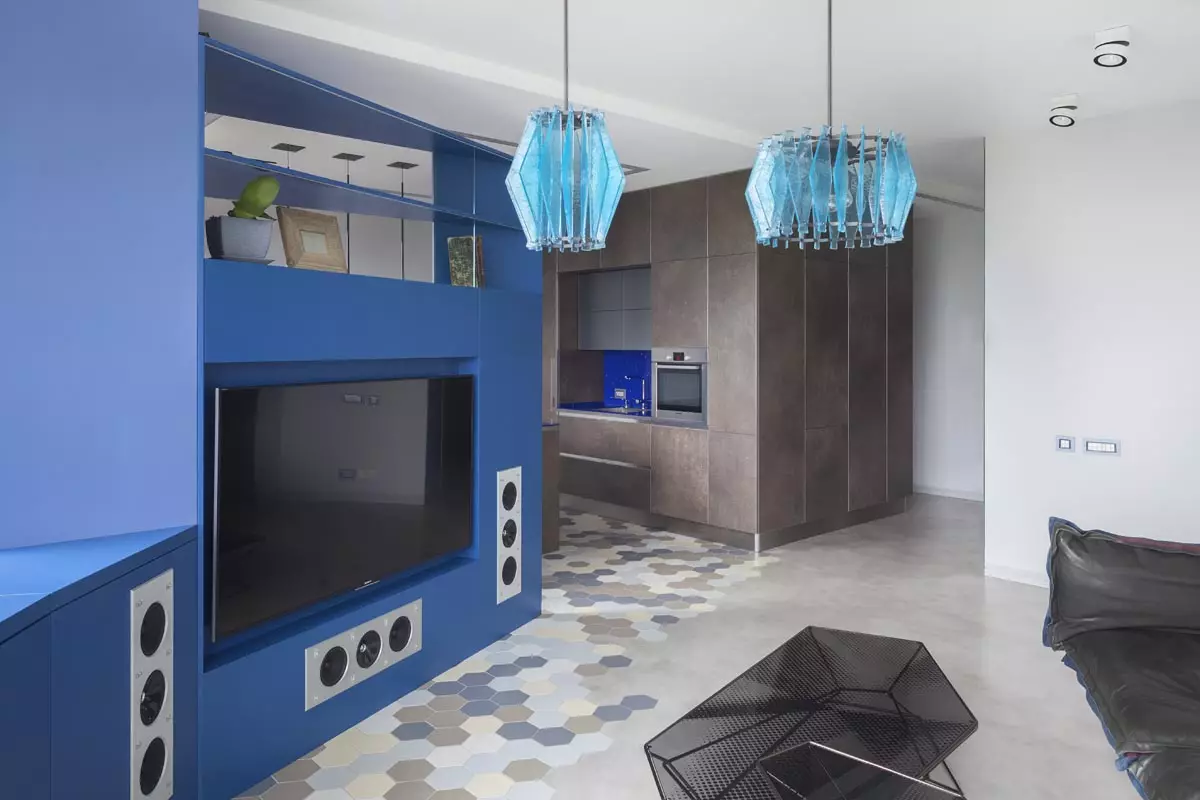 Apartma Nenavadna postavitev: Oblikovanje v modrih barvah