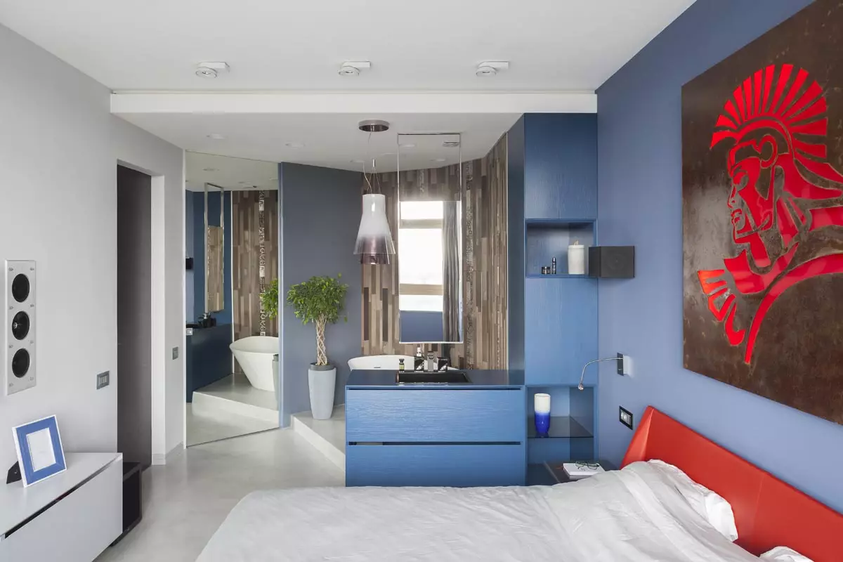 Disseny inusual de l'apartament: disseny de colors blaus