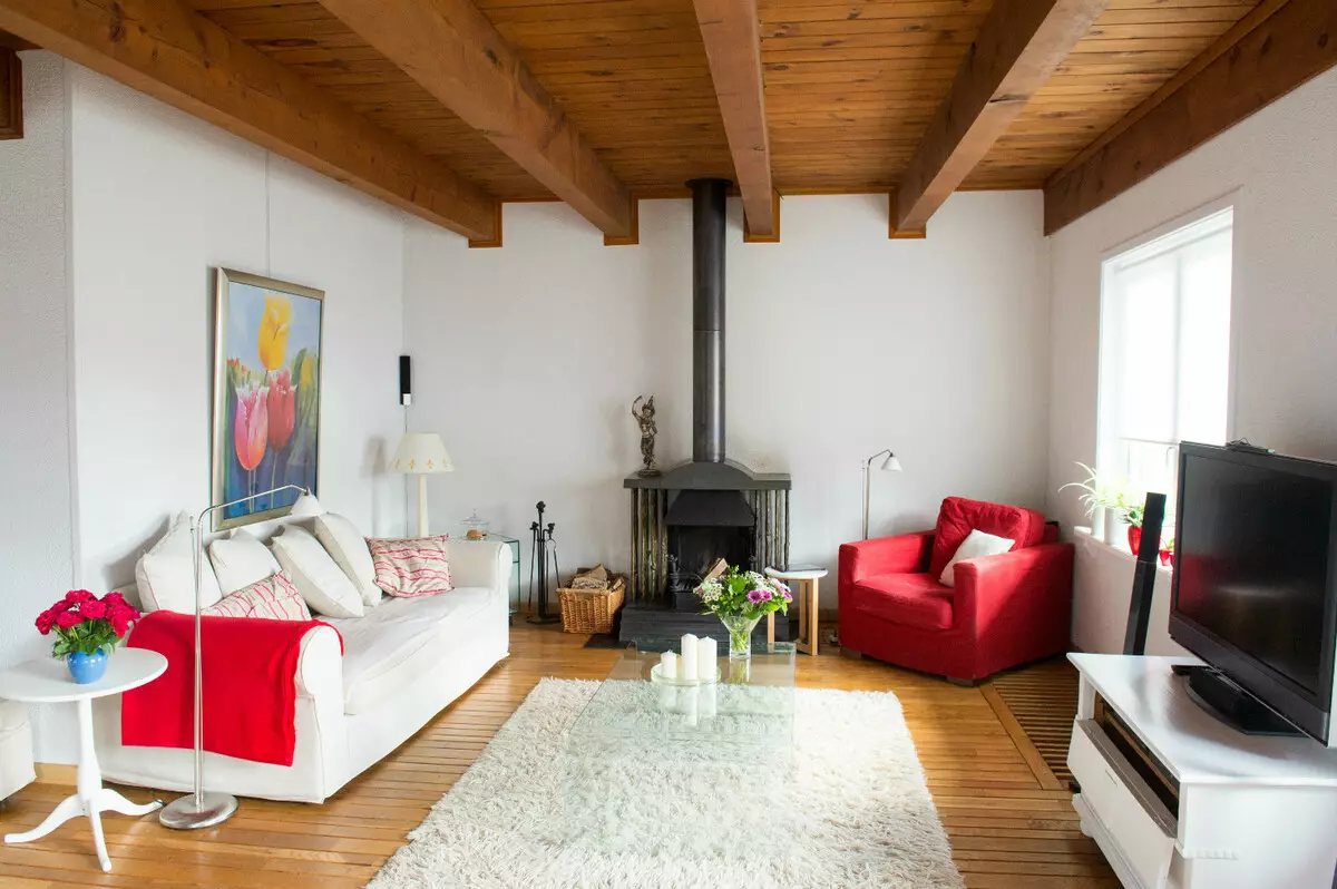 Vlastnosti interiéru dekorace dřevěných domů
