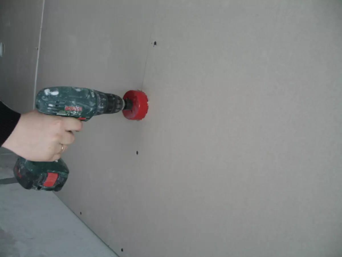 Как да монтирате тавана на окачването