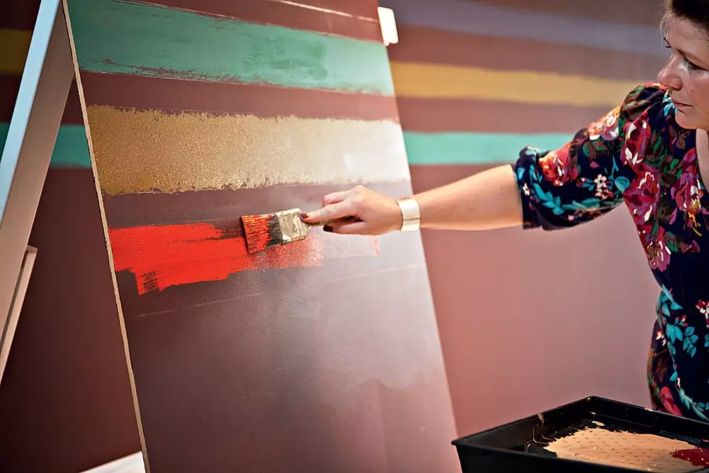 Како да ги насликате ѕидовите: Водич за избор на боја и апарати 12129_17