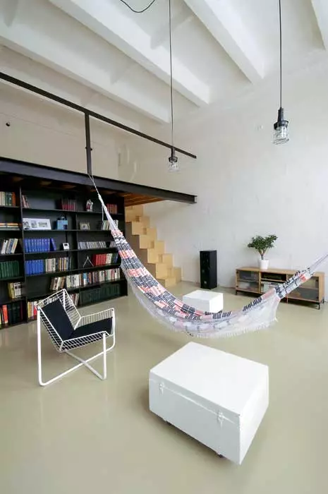 Loft with hammock