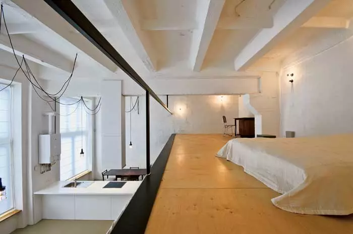 Loft con hammock.