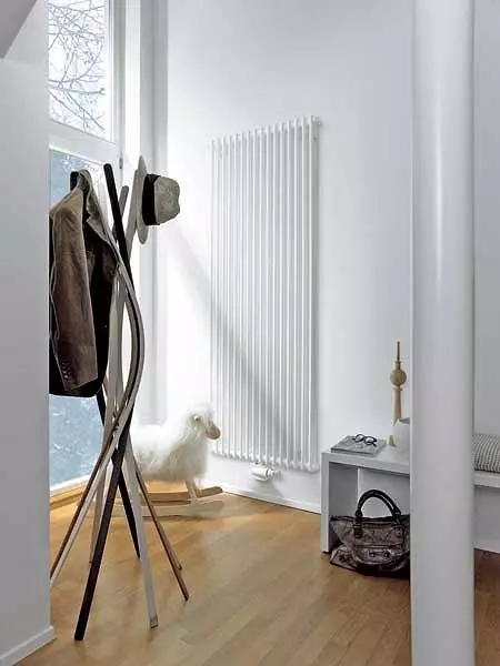 Novi radiatorji: toplo navzdol