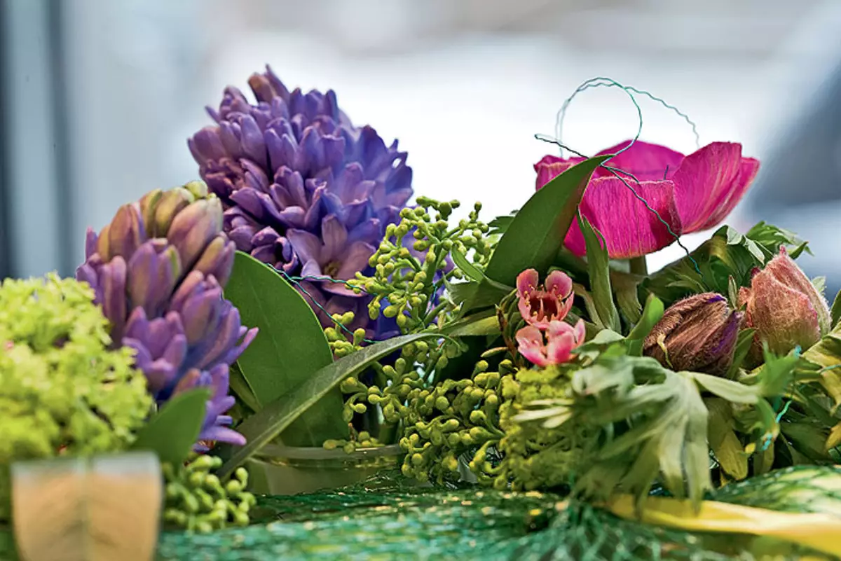 Floral Calabura.