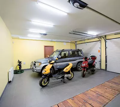 Garage in zwei Etagen