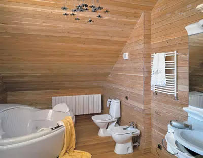 การจัดเรียงห้องน้ำในบ้านไม้