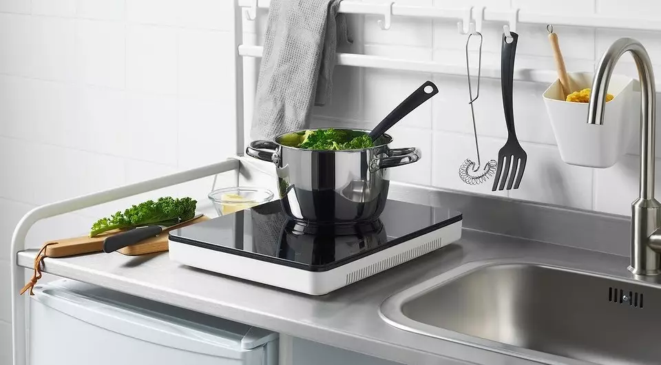 जब रसोई की मरम्मत की जाती है: 6 उपयोगी गैजेट जो खाना पकाने और रोजमर्रा की जिंदगी में मदद करेंगे