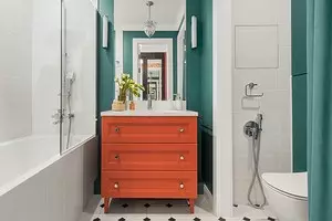 8 pragtige en funksionele idees vir jou badkamer wat ontwerpers toegepas het 1391_1