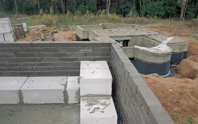 Konstrui de ŝaŭma betono