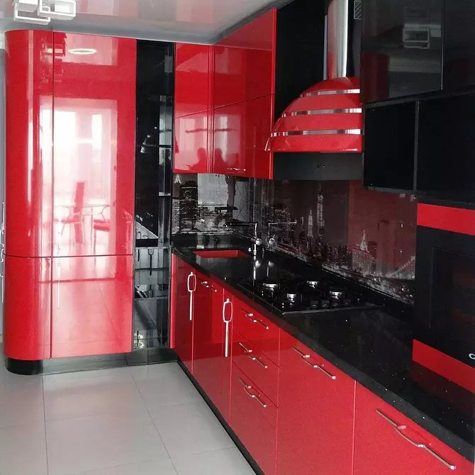 勇敢なインテリア：黒と赤のキッチンの写真 1441_147