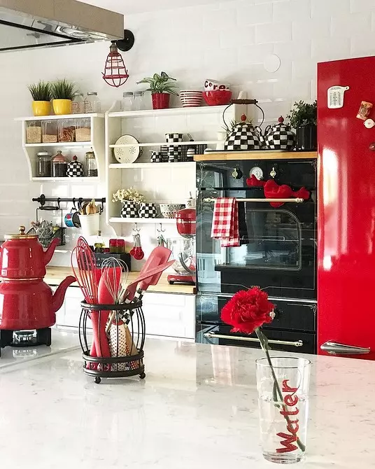 Interni per Brave: 70 foto di cucine nere e rosse 1441_73