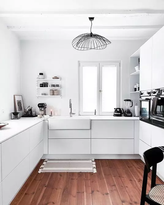 6 spôsobov, ako diverzifikovať interiér bielej kuchyne (ak sa vám to zdá príliš nudné) 1506_30