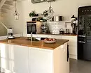 6 եղանակներ `սպիտակ խոհանոցի ինտերիերը դիվերսիֆիկացնելու համար (եթե ձեզ թվում է, չափազանց ձանձրալի) 1506_35