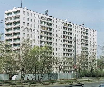 Rekonstrukce jednolůžkového apartmánu v řadě 1605