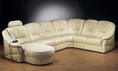 Dialoga krēsls ar dīvānu