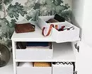 7 organisatsjes IKEA foar opslach garderobe yn 'e kast 2076_11