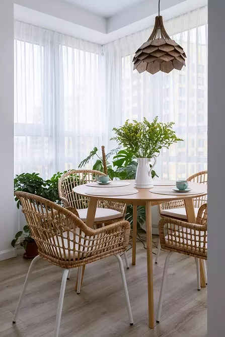 Wicker furniture and many indoor plants: in this apartment has created an atmosphere of vacation 21981_44