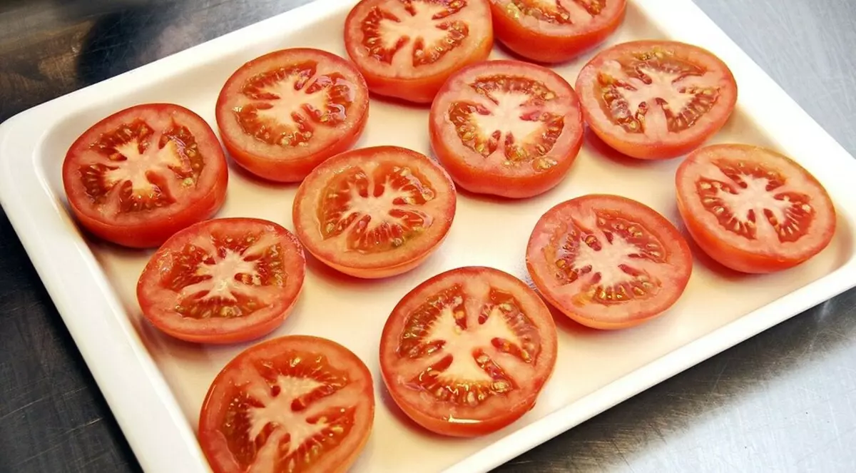Kumaha ngahemat tomat: 6 cara pikeun pamotongan anjeun 2378_13