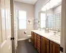 Reka bentuk yang selesa dari bilik mandi coklat: kombinasi warna dan penamat yang betul 2449_35