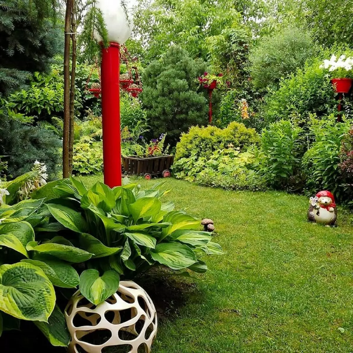 Hvordan arrangere en blomsterbed med nåletræer og blomster 2616_102