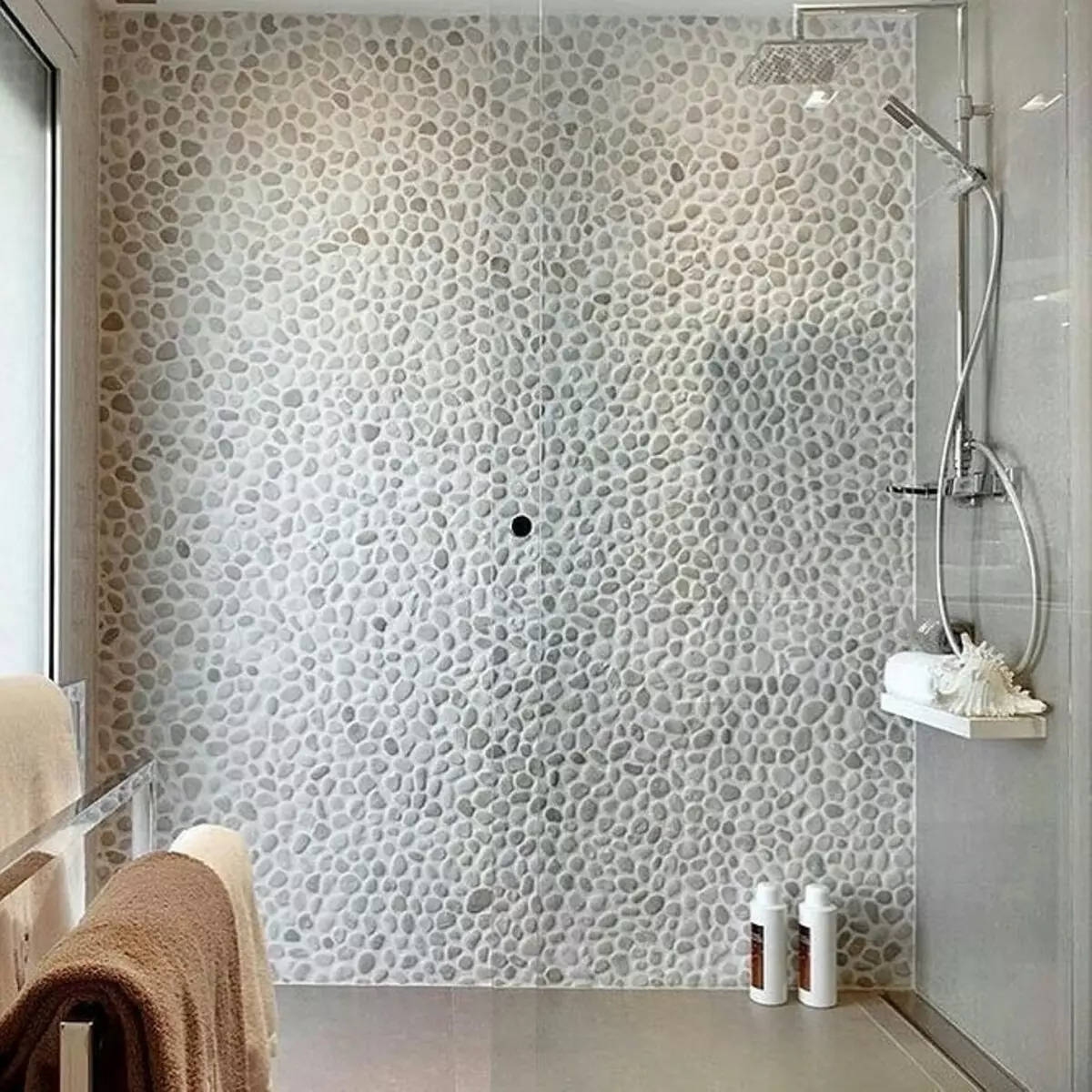 Elegante e fermoso: Mosaico no deseño do baño (66 fotos) 2724_47