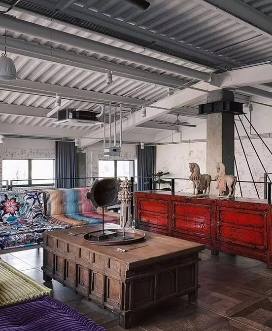 How to arrange a country house in Loft style: tips and 3 real examples from designers 2766_39