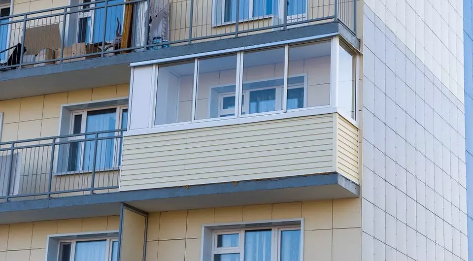 5 bêste materialen foar outdoor balkon 2826_10
