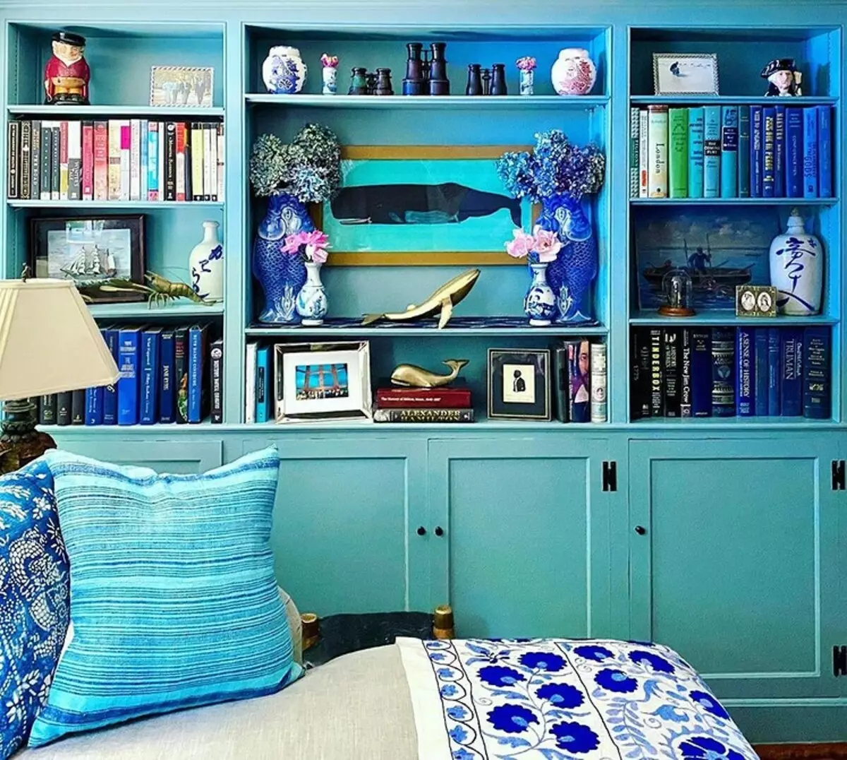We draw up a living room in turquoise tones: the best designer techniques and color combinations 2829_62