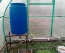 Wy sammelje in drip-irrigaasjesysteem foar grienhuzen fan in barrel foar 3 stappen 2883_14