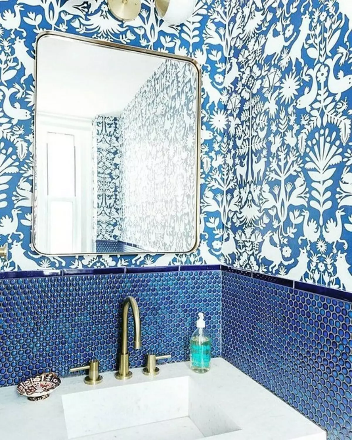 निलो बाथरूमको प्रवृत्ति डिजाइन: उचित समाप्त, रंग र संयोजनको विकल्प 2892_75