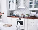 Hvilken tabell topp for å velge for hvitt kjøkken: 4 universelle farger og 6 populære materialer 28937_42