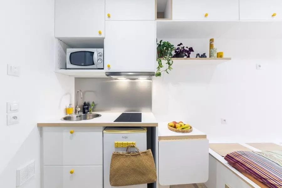 Kako živeti 10 kvadratnih metrov. M: 4 Cool Apartmaji, v katerih je resnično 3009_39