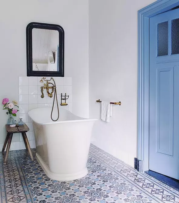 Mavi bir banyoyu şık tasarımı: Biz tonlar, dokular ve malzemeler seçiyoruz 3036_146
