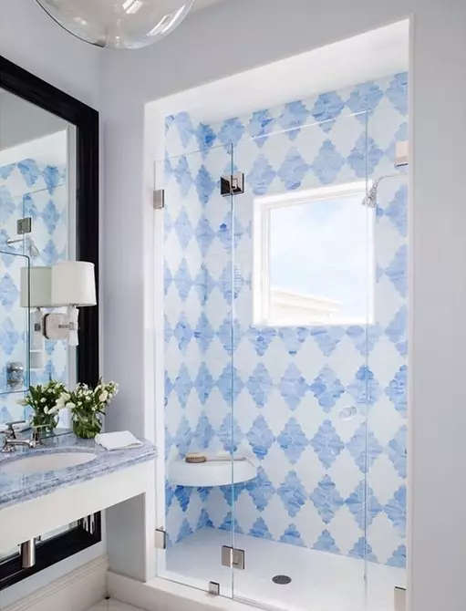 Desain modis dari kamar mandi biru: kami memilih nuansa, tekstur, dan bahan 3036_60