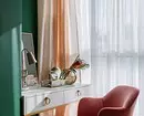 Chambre verte, bleu bleu et salle de bain de framboise: appartement à Moscou, dans lequel beaucoup de couleurs 3057_26