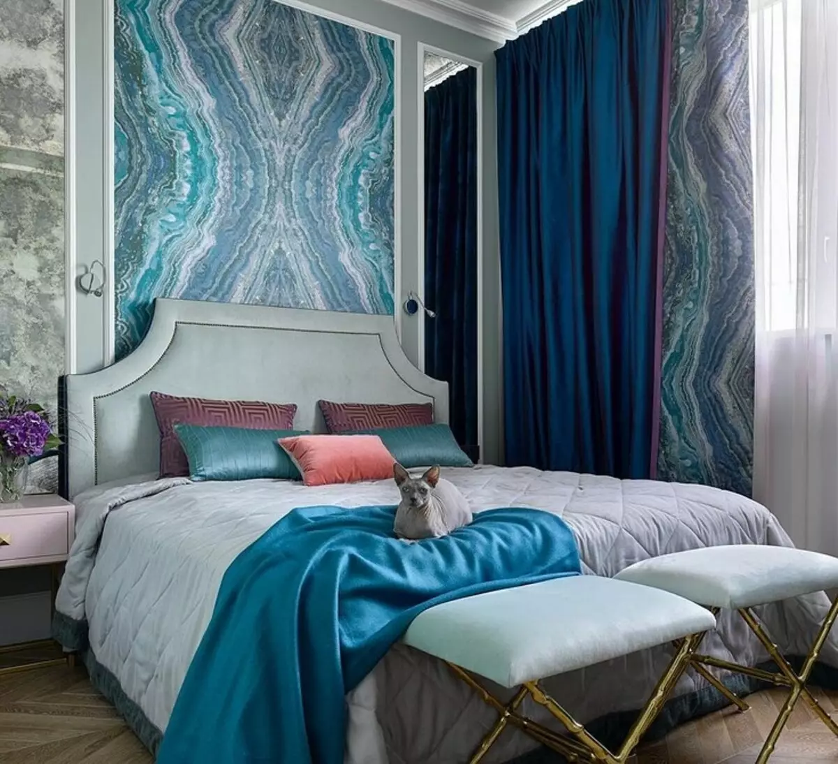 Väggdesign i sovrummet: 15 ovanliga idéer och 69 ljusa exempel 31092_7