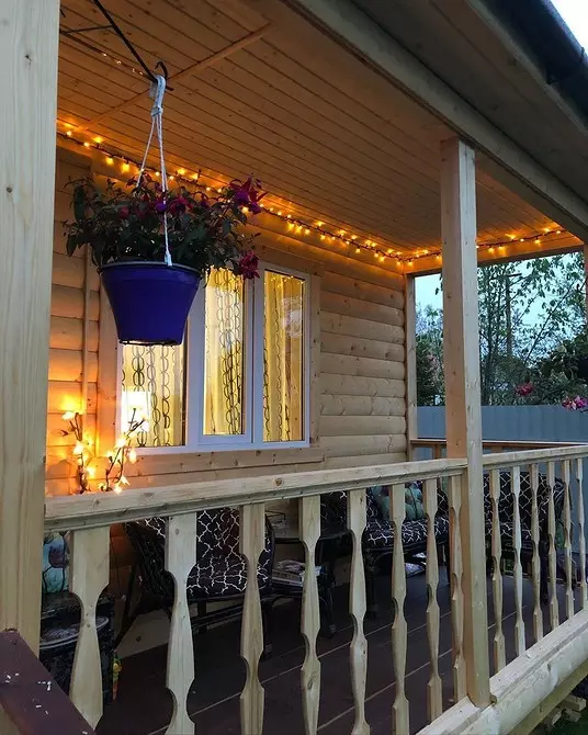 So dekorieren Sie eine sehr kleine Terrasse in der Hütte: 6 schöne Ideen 3111_26