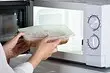 8 ihe enweghị ike ikpo ọkụ na microwave (ma ọ bụrụ na ịchọghị imebi ya)