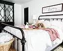 Bedroom design sa country house: gumawa ng isang naka-istilong panloob na walang badyet 3285_21