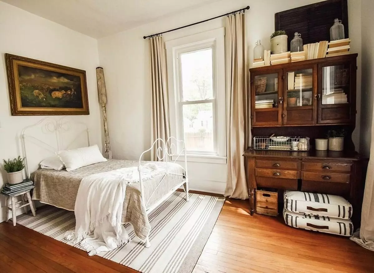Дизајн спаваће собе у сеоској кући: Израдите стилску унутрашњост без буџета 3285_24