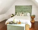 Bedroom design sa country house: gumawa ng isang naka-istilong panloob na walang badyet 3285_61