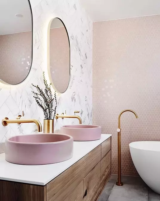 Ние украсяваме дизайна на розовата баня, така че интериорът да изглежда подходящ и стилен 3297_102