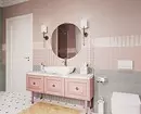 Nous décorons la conception de la salle de bain rose pour que l'intérieur ait l'air approprié et élégant 3297_122