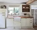 5 важных саветаў для зручнага і стыльнага дызайну маленькай кухні на дачы 3320_116