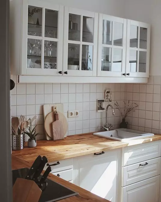 5 важливих порад для зручного і стильного дизайну маленької кухні на дачі 3320_30