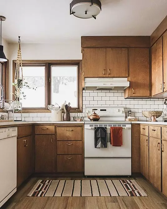 کاٹیج میں آرام دہ اور پرسکون اور سجیلا چھوٹے باورچی خانے کے ڈیزائن کے لئے 5 اہم تجاویز 3320_42
