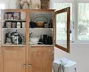 5 consigli importanti per un design comodo e elegante della piccola cucina presso il cottage 3320_57