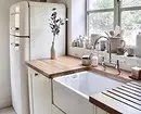 5 consigli importanti per un design comodo e elegante della piccola cucina presso il cottage 3320_9